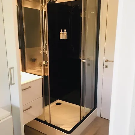 Aux Pieds Des Vaches Couette-café Charneux